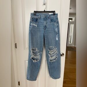 American Eagle High Rise Distressed Denim Jeans